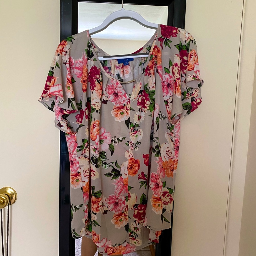 Apt. 9 Floral Blouse